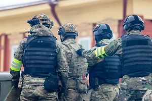 Двое безработных россиян задержаны за слив координат военных объектов Украине