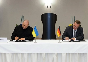 Германия обязалась дать €5 млрд на производство дальнобойного оружия на Украине 