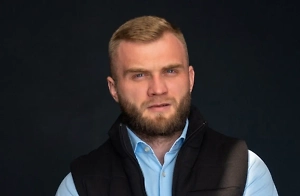 А как должна действовать террористическая организация, которая не несёт наказания за свои преступления? Именно так — совершать подлые, низкие поступки. Именно так действует режим Зеленского — руками диверсантов, террористов, смертников. Он координатор террора. Без границ, без морали, без законов.