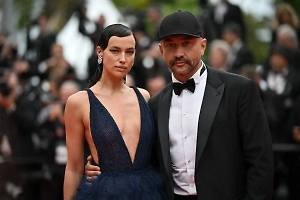 Известного итальянского дизайнера и друга Ирины Шейк обвинили в сексуальном насилии
