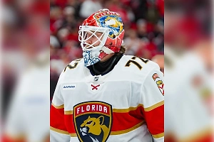 Бобровский 6-м шатаутом в плей-офф НХЛ помог «Флориде» разгромить «Каролину»