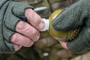 Гранаты с химвеществами нашли на позициях ВСУ в Курской области