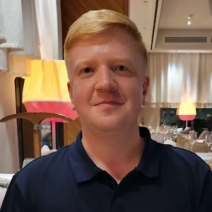 Во Франции популярна кулебяка, которая фактически стала блюдом французской кухни. Но это всё результат прошлых, а не современных усилий. И здесь можно согласиться с Гончаровым: для популяризации русской кухни за рубежом нужны активные действия множества людей. 