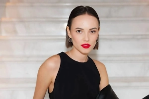 Жениху всего 22 года: Актриса Стася Милославская получила предложение руки и сердца