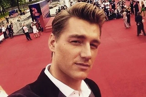 Воробьёва и Гарифуллину увидели целующимися после новостей о тайной свадьбе