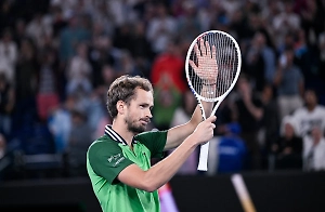 Даниил Медведев вернул себе статус первой ракетки России