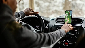 «Повышенная опасность»: В России предложили окрашивать в единый цвет все авто каршеринга