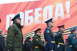 Россиянам разрешили бесплатно использовать на концертах более 50 песен о войне
