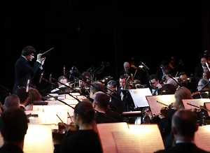 Любимова: Музыканты оркестра им. Чайковского вывезены из Ирана в Азербайджан