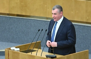 Слуцкий рассказал Life.ru, как не допустить ядерной войны Ирана и Израиля