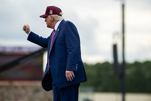 «Горькое послание для Украины»: Киев проиграл за внимание Трампа на саммите в Канаде