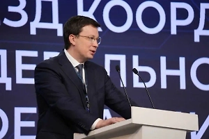 Опасность подобных утечек заключается не только в прямом доступе к аккаунтам пользователей. Получив логин и пароль, злоумышленники могут использовать методы «credential stuffing» — автоматическую проверку одних и тех же учётных данных на разных сервисах. Это особенно эффективно, если человек использует одинаковые пароли в нескольких местах. Кроме того, через скомпрометированные аккаунты в мессенджерах и соцсетях может распространяться вредоносное ПО, фишинг и проводиться атаки с использованием социальной инженерии