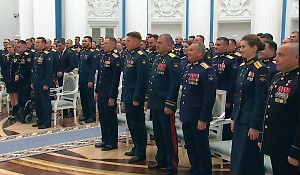 «Чтобы они услышали нас из Кремля»: Путин и герои СВО прокричали троекратное «ура» в честь бойцов на фронте