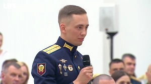 Герой СВО на встрече с Путиным объявил, что намерен жениться