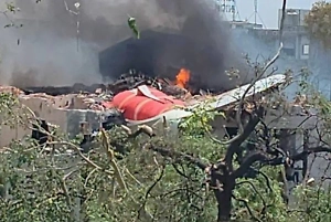 «Mayday, нет тяги!»: Раскрыты последние слова пилота рухнувшего в Индии «боинга»