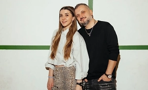 Жена попавшего в психбольницу комика Позова объявила о разводе в день его 40-летия