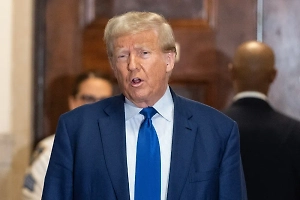 Трамп захотел отменить финансирование больниц, проводящих гендерную терапию детям