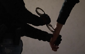 Мигранты украли гуманитарную помощь бойцам СВО в Подмосковье и попали на видео