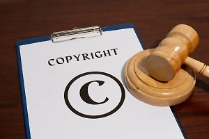 «Угроза существованию»: В Госдуме назвали «юридическим экстремизмом» массовые иски к СМИ