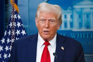 «Нужно что-то делать»: Трамп заявил о потере контроля на Украине