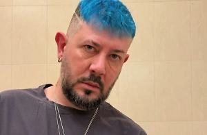 Блогер Артемий Лебедев навал брак бессмысленной вещью