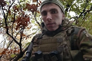 Кровь на форме бойца СВО помогла установить его родство с дочкой. Она получит орден за погибшего папу