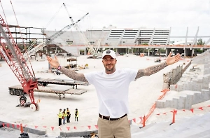 Бекхэм попал в больницу из-за матча за сборную Англии 22-летней давности