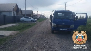 В Башкирии грузовик сбил 6-летнюю девочку, а её отец попал под КамАЗ