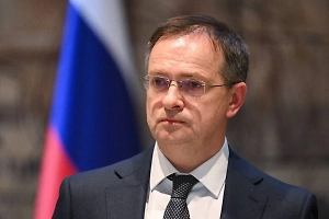 The Economist: Мединский на встрече в Стамбуле призвал Украину не ломать комедию