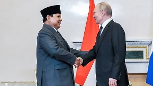 Глава МИД Индонезии выложил видео с президентом в России под песню «Матушка»