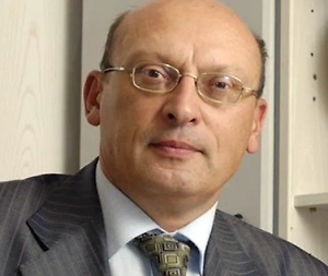 И в этом контексте мы говорим о том, что начало июля, особенно его первая декада, где 10-го числа будет полнолуние, подведёт итог тех политических конфликтов, которые были в июне. Первая половина июля более гармоничная, чем вторая декада июня, в которой мы сейчас живём.