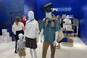 Не купил значок — не был на форуме: Life.ru узнал расценки на мерч ПМЭФ