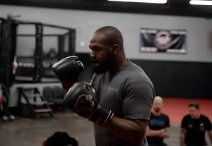 Глава UFC: Джон Джонс завершил карьеру, Том Аспиналл объявлен новым чемпионом