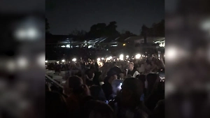 Фанаты из России поддержали Джареда Лето на концерте песнями «Батарейка» и «Знаешь ли ты»