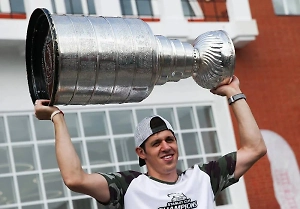 Малкин решил побить рекорд не только на льду и собрал свыше 140 штрафов на своём BMW