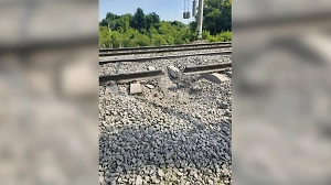 Появились первые фото с места подрыва ж/д путей под Воронежем