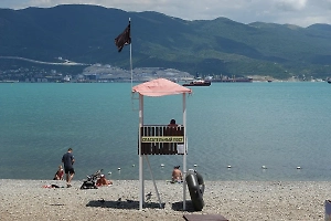 Жителей Новороссийска эвакуировали с пляжа из-за угрозы атаки украинских БЭК