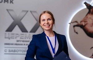 Рассматривать Илона Маска и Трампа с позиций классических каких-то понятий о политике, о том, как вообще люди подобного статуса взаимодействуют, — нельзя, это немножко другая история потому, что и один шоумен, и второй часто использует подобные яркие приёмы. 