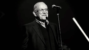 Режиссёр Александр Митта умер спустя две недели в больнице