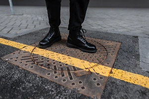 Польская сеть магазинов обуви закроет все свои точки в России к осени