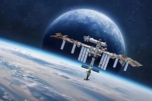 МКС подняли на 1,93 километра для поддержания высоты орбиты станции