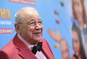 Всё лучшее младшим: Петросян окончательно изгнал старшую дочь из квартиры в Москве