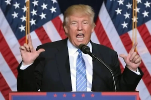 «Хочет ослабить за чужие деньги»: Трампа назвали врагом России из-за кризиса на Украине