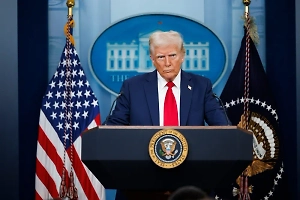 Политолог объяснил связь нового дедлайна Трампа для России и скандального дела Эпштейна