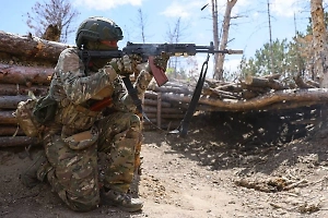 Новости СВО. Армия России продвинулась в Часовом Яре, у Курской области подбит канадский броневик, секретный визит главы МИД Германии на Украину, 2 июля 