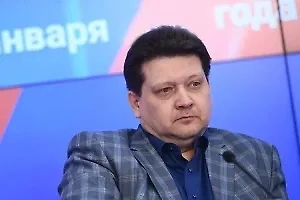 Ссора Трампа и Маска в этот раз — это серьёзно, я не думаю, что это отвлечение от чего-то. Очевидно, что есть раскол между политическими популистами и цифровыми технократами, которые раньше выступали в едином фронте.