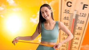 Может ли жир растаять на летней жаре? Разбираем с врачом все мифы о летнем похудении 