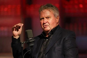 «С радостью»: Гус Хиддинк высказался о возможности приезда в Россию