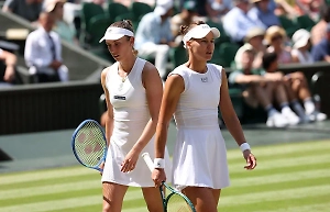 Россиянка впервые в карьере выиграла Уимблдон в парном разряде