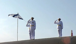 Путин дал команду на подъём флага над крейсером «Князь Пожарский»